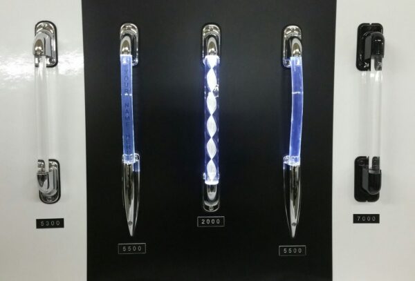 BriteBar Illuminated Curved Handle - Image 2