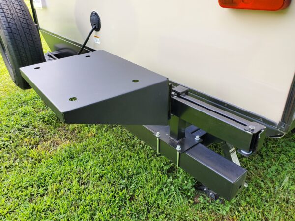 Bumper Arm Griddle Table